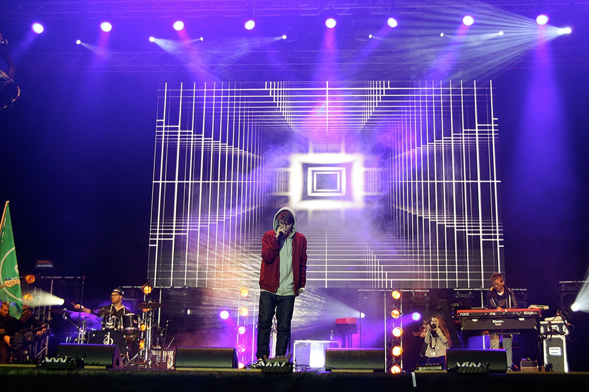 Teaterproduksjon med lyssetting