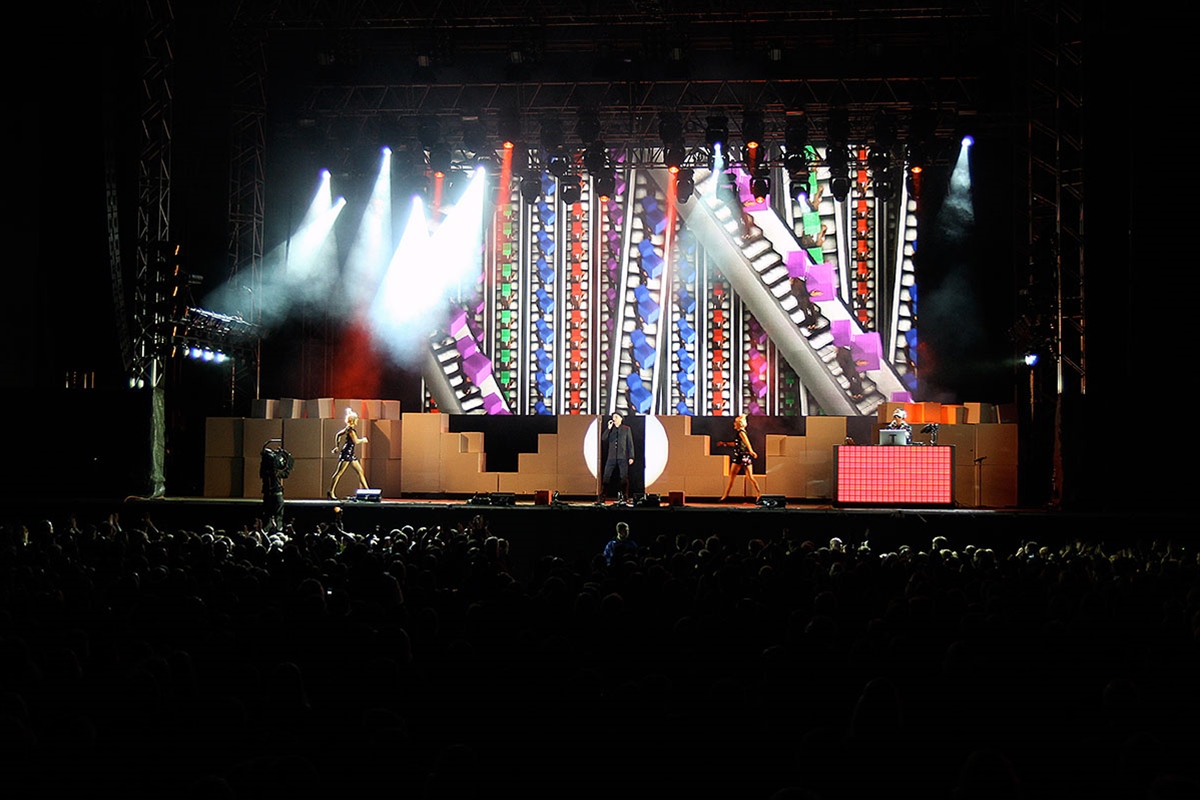 Sceneproduksjon med LED og lys